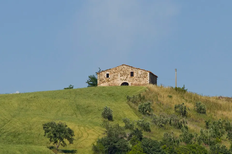 Manciano, riaperti i termini per iscrizioni a mensa e scuolabus