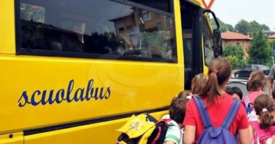 Roccastrada, riaperto il portale per le iscrizioni al trasporto scolastico