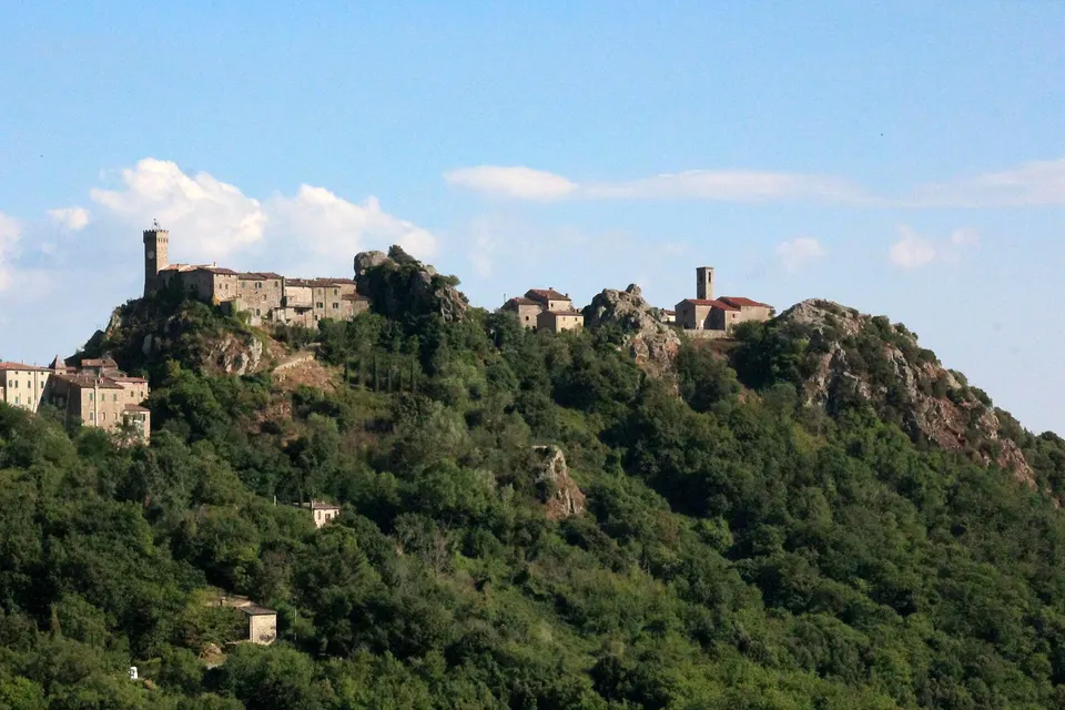 Roccastrada, lavori Acquedotto del Fiora: possibili disagi idrici a Roccatederighi