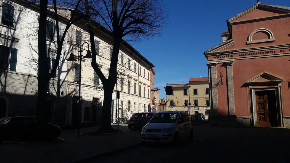 Grosseto, martedì torna "Piazzer": scacchi, magia e aperitivo in inglese in piazza Martiri d'Istia