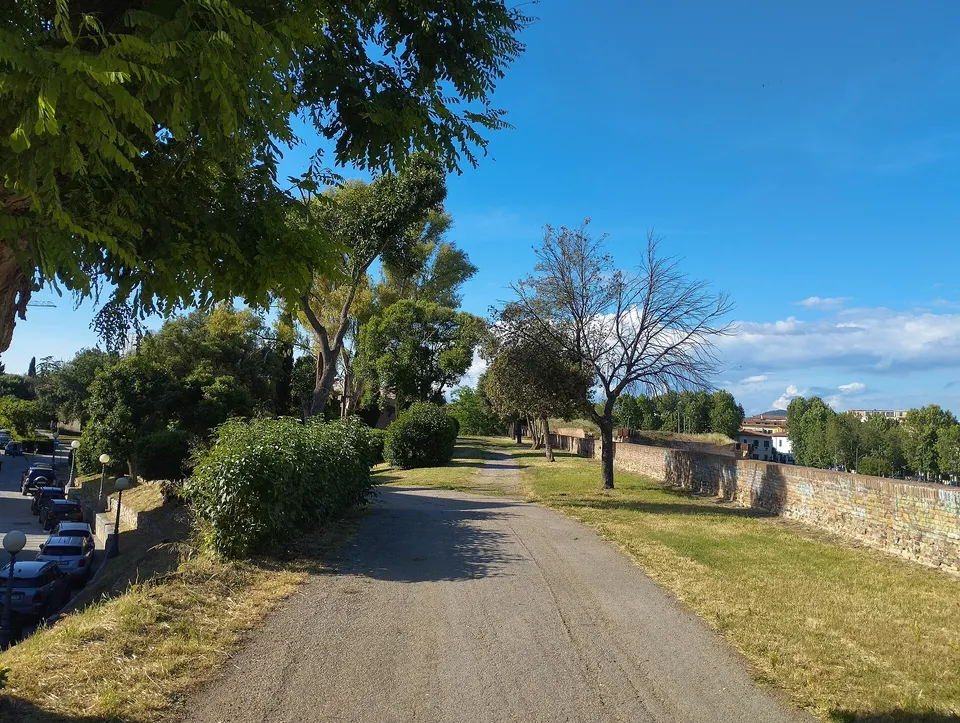 Cosa vedere a Grosseto in un giorno: itinerario tra centro storico e mura medicee