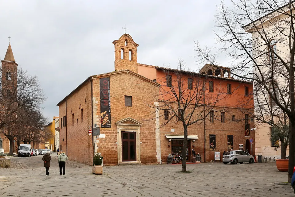 Filippo Gatti degli Elettrojoyce in concerto alla Chiesa dei Bigi