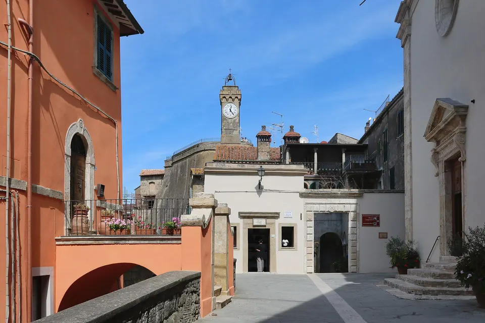 Sorano, il Comune fa il bilancio dei lavori pubblici tra opere concluse e nuovi progetti