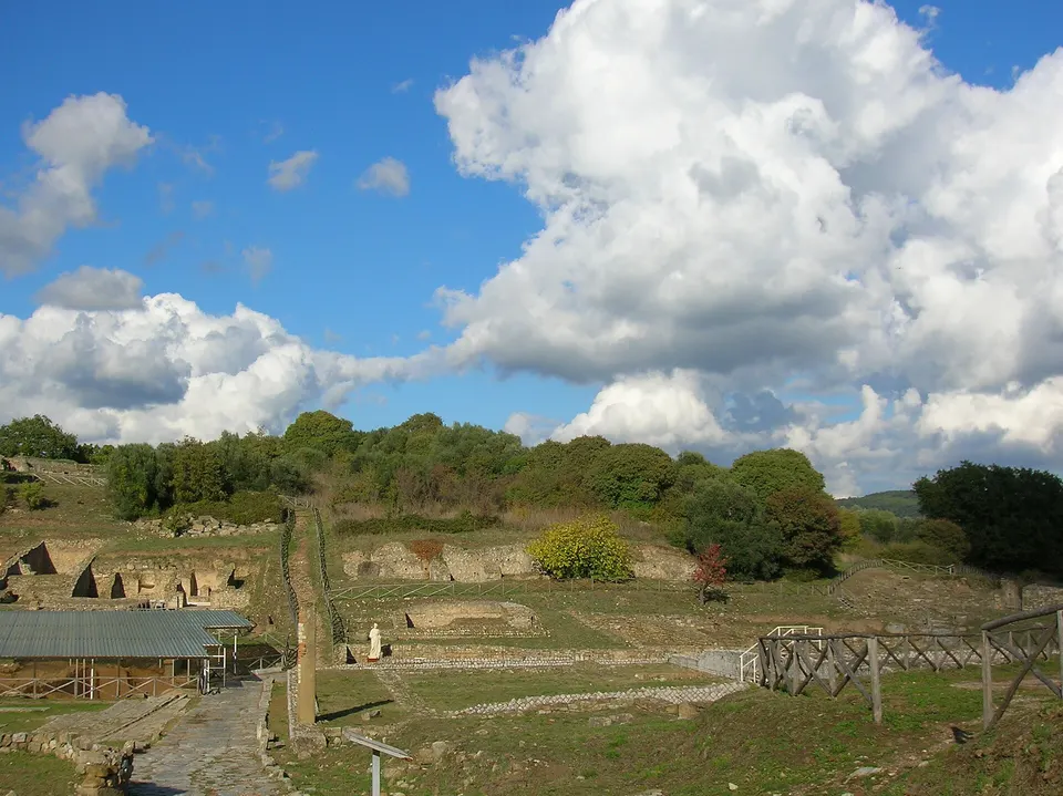 Come arrivare al Parco Archeologico di Roselle: strada, parcheggio e bus da Grosseto