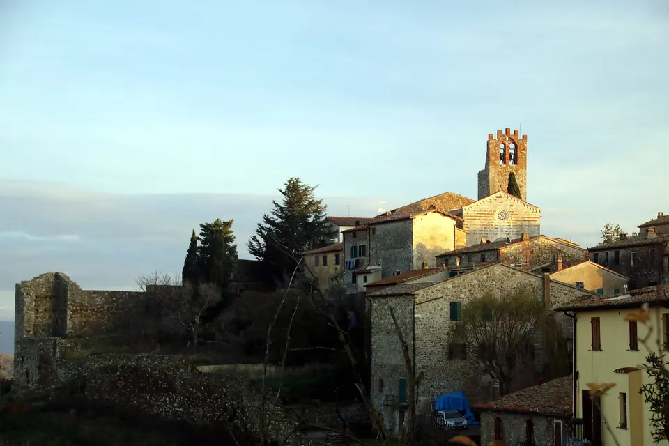 Campagnatico, Luca Volpe completa il Tor des Géants: 330 km in 147 ore