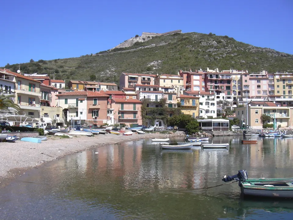 La Paschiera di Porto Ercole, quando la pastiera napoletana diventa maremmana