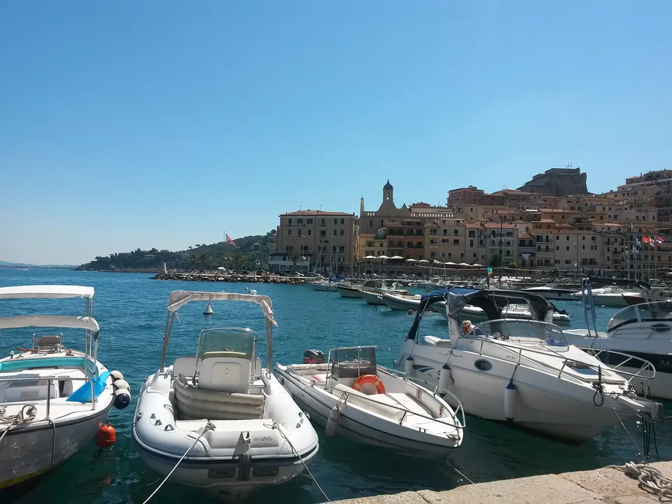 Porto Santo Stefano, arriva "Argentario Incontra": il 3 e 4 ottobre incontri con autori