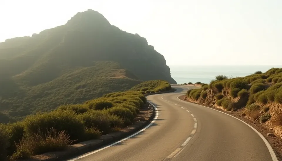 Monte Argentario, scontro tra auto e moto sulla provinciale 161: un ferito