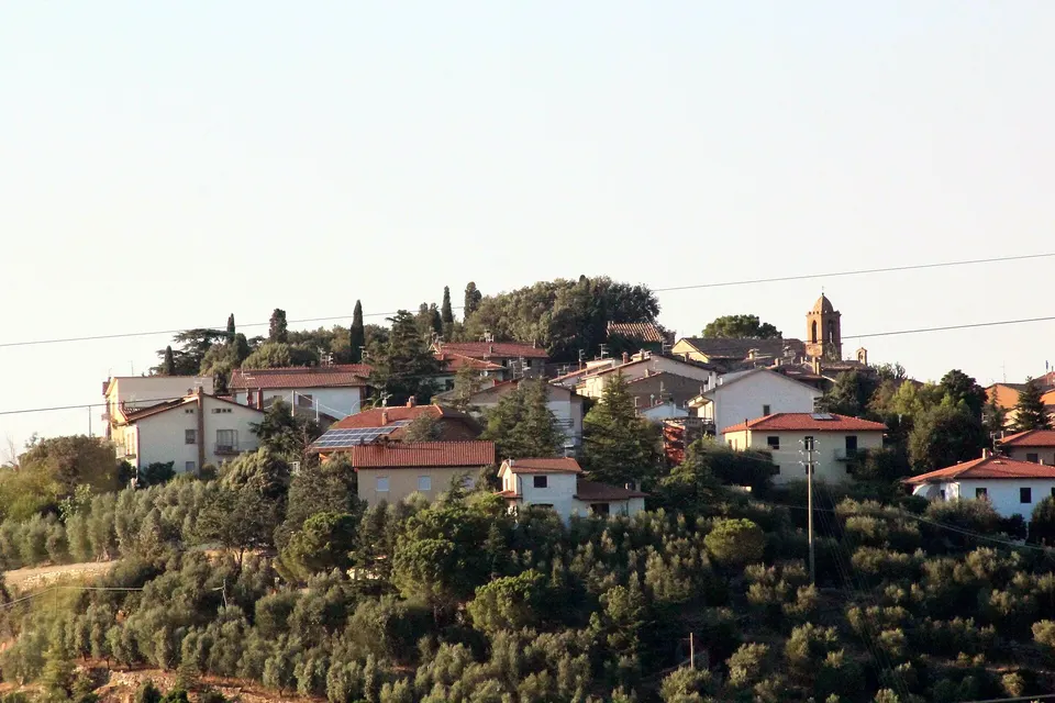 Castel del Piano e le sue frazioni: cosa vedere a Montenero d'Orcia e Montegiovi