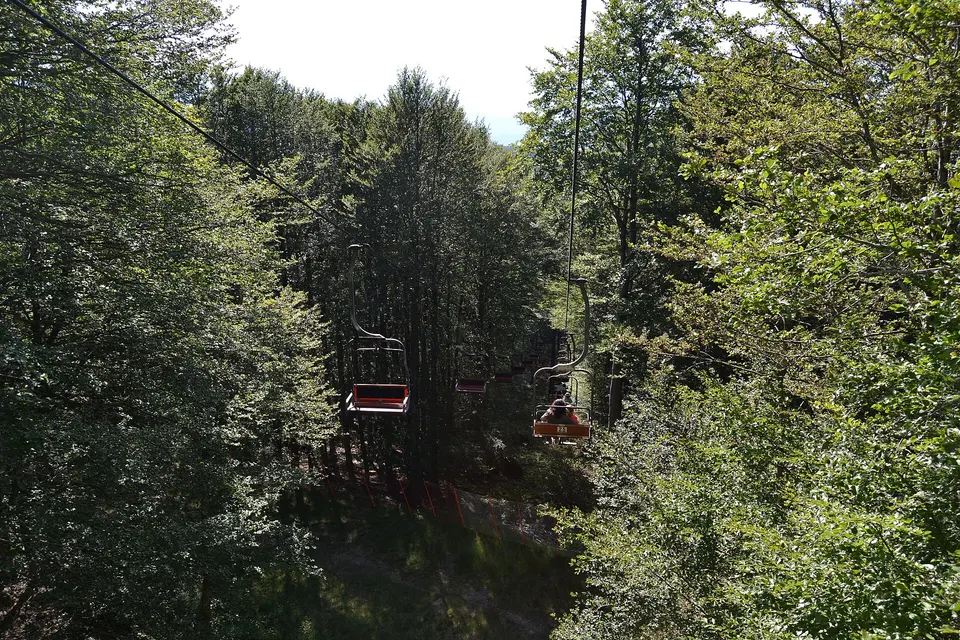 Rifugi e sentieri del Monte Amiata aperti in autunno 2026: cosa resta accessibile