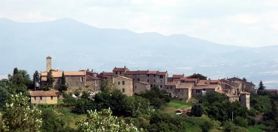 Cosa vedere a Civitella Paganico: Casal di Pari e il territorio di Petriolo