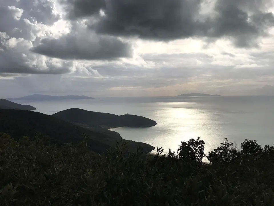 Trekking a cavallo in Maremma: i percorsi nel Parco della Maremma e nelle tenute della provincia