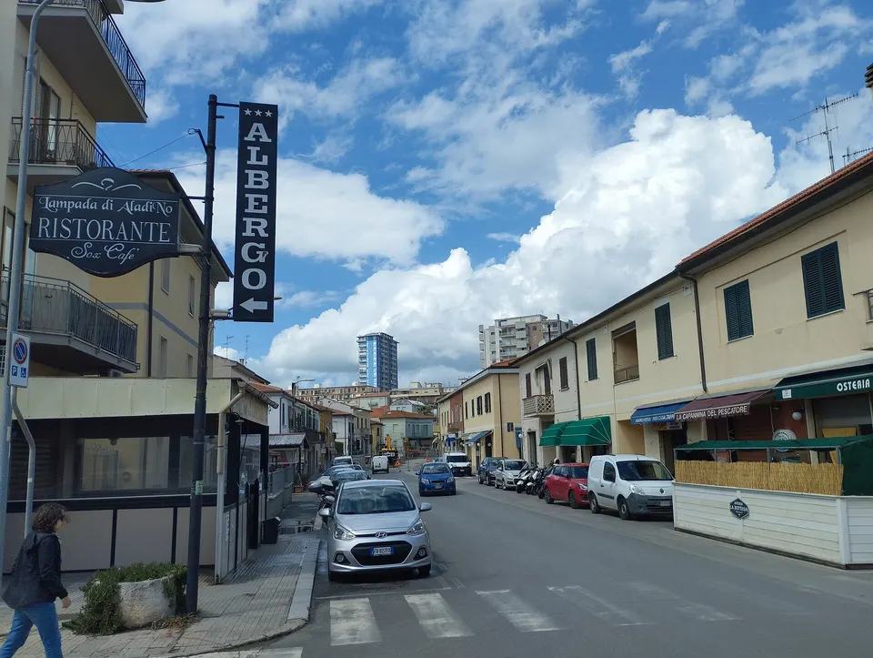 Follonica, due risse nel 2024 a Senzuno: un imputato patteggia due anni