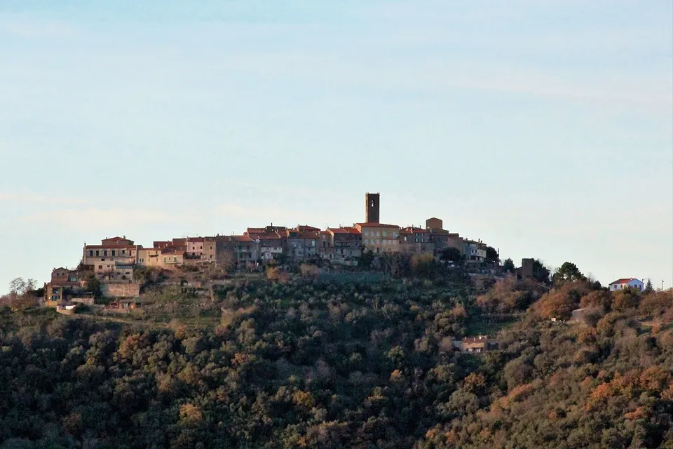 Panorama of Vetulonia, hamlet of Castiglione della Pescaia, Maremma, Province of Grosseto, Tuscany, Italy