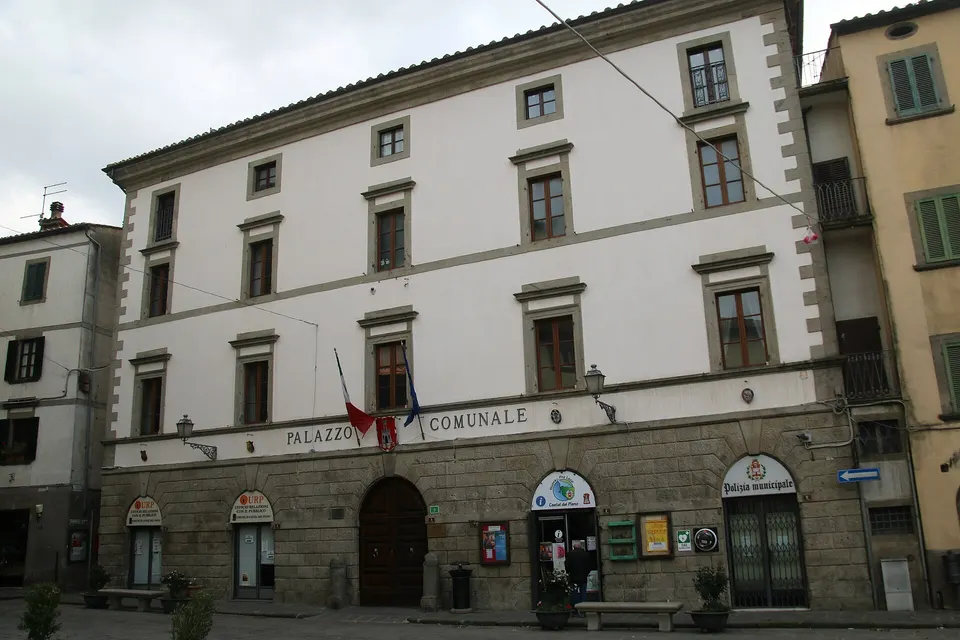 Palazzo Comunale (Castel del Piano)