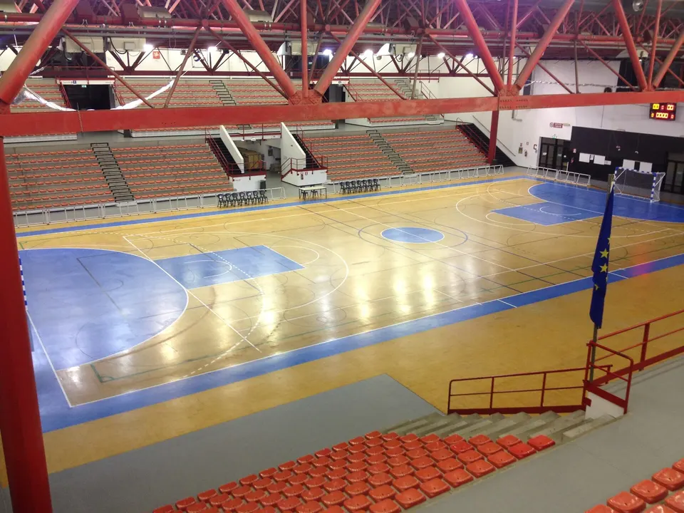 Palazzetto dello sport di Follonica
